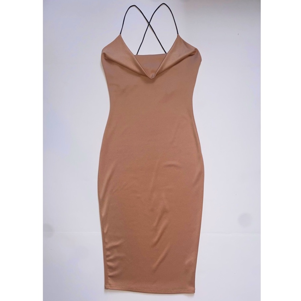 ELEGANT CHAMPAGNE MIDI DRESS